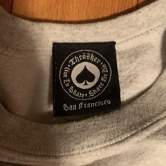 Men’s Thrasher skate crewneck - Picture 2 of 3